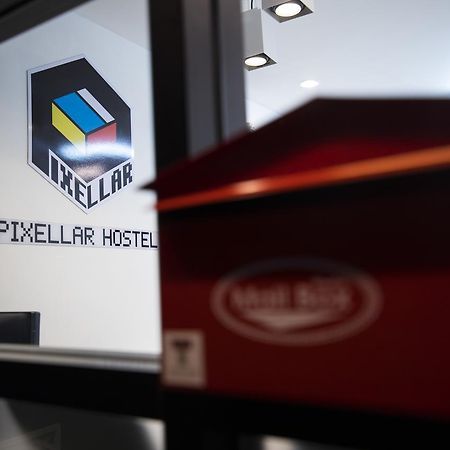 Pixellar Hostel Bangkok Ngoại thất bức ảnh