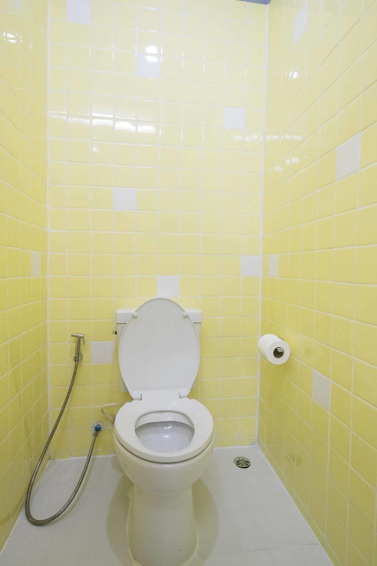 Pixellar Hostel Bangkok Ngoại thất bức ảnh